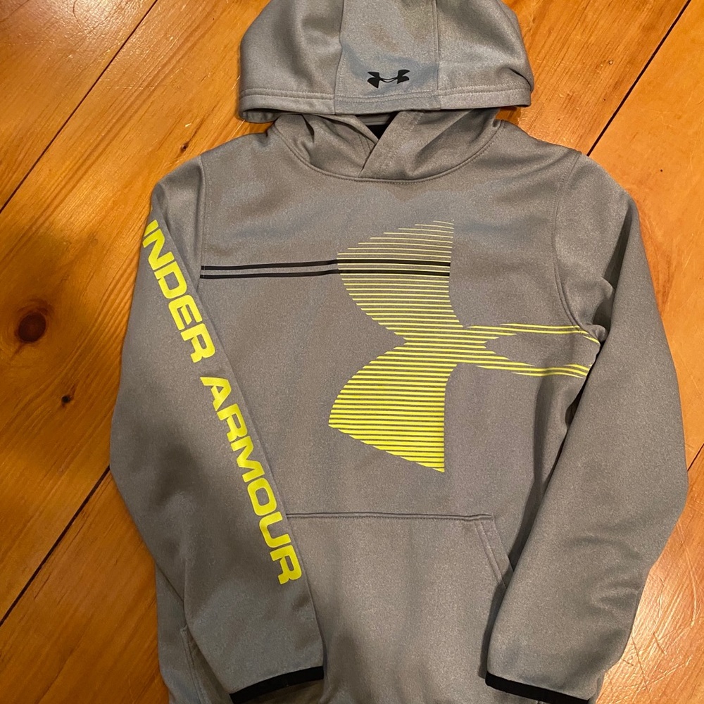 Boys Under Armour hoodie Youth Medium
